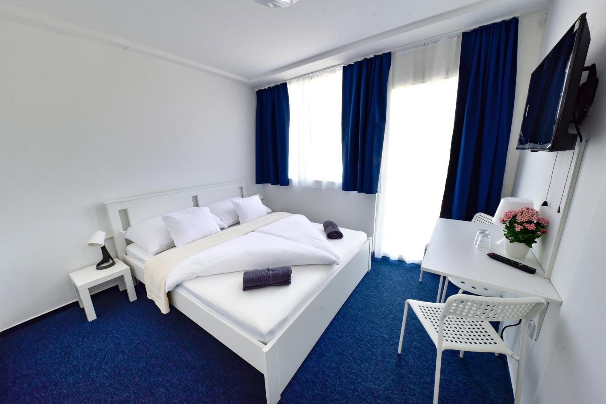 Zama Hotel Zamárdi Esterno foto