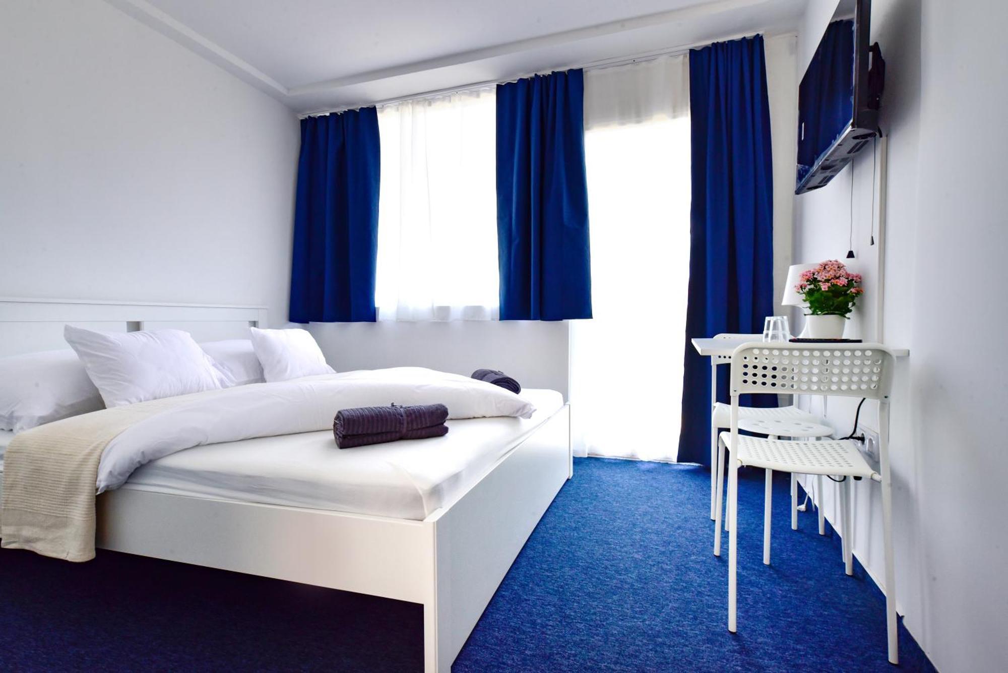 Zama Hotel Zamárdi Esterno foto