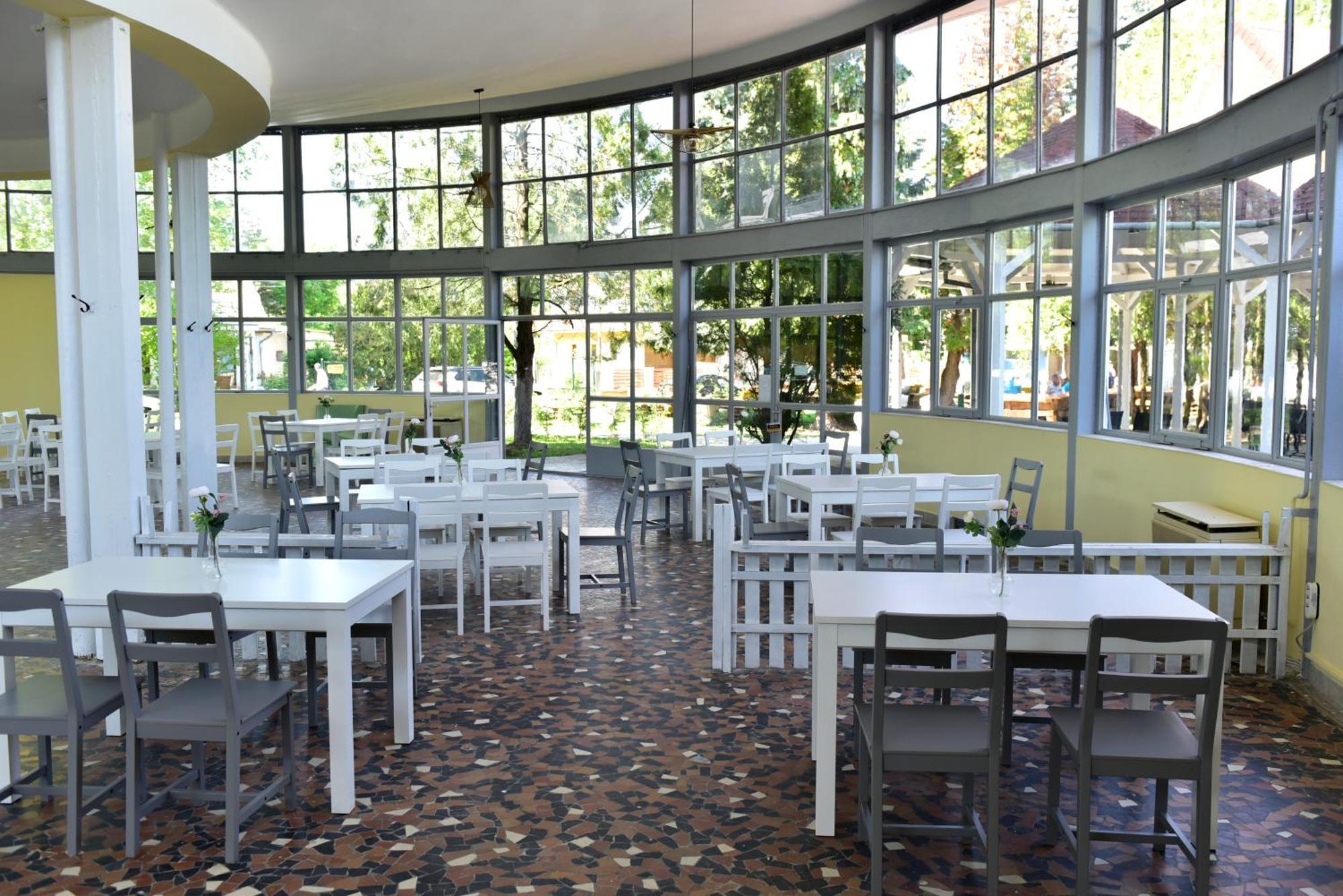 Zama Hotel Zamárdi Esterno foto