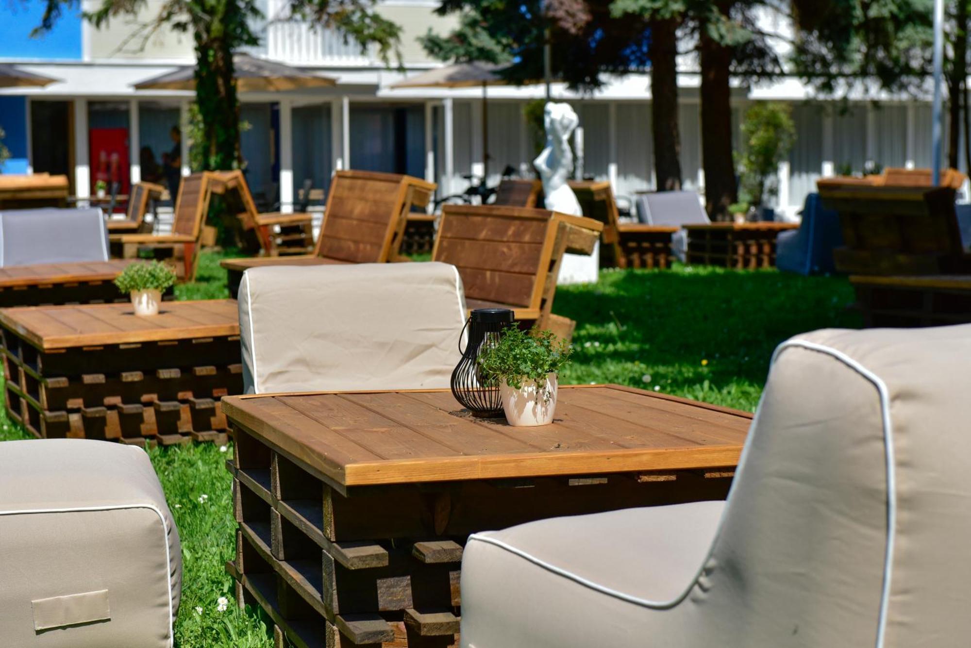 Zama Hotel Zamárdi Esterno foto